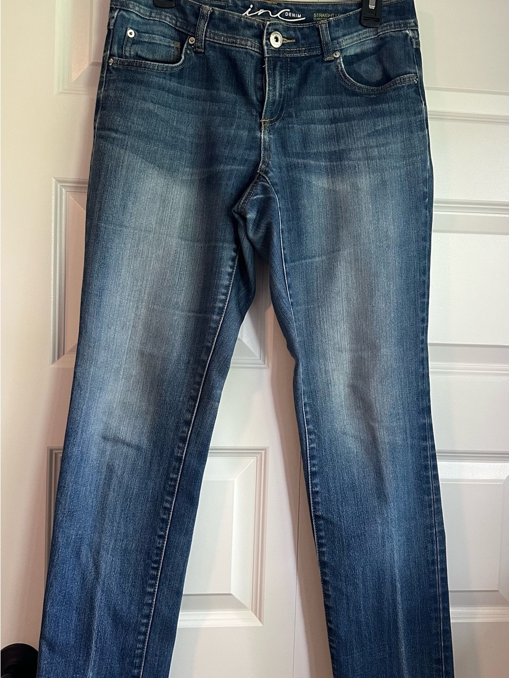 INC International Concepts Women's Medium Wash Straight-Leg Jeans